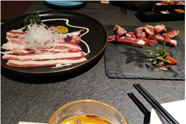 大吉烧肉与酒